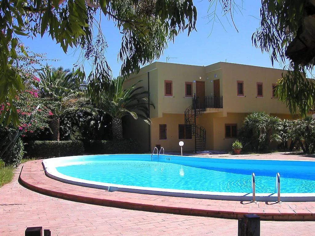 Residence Covo degli Dei Milazzo 0*,