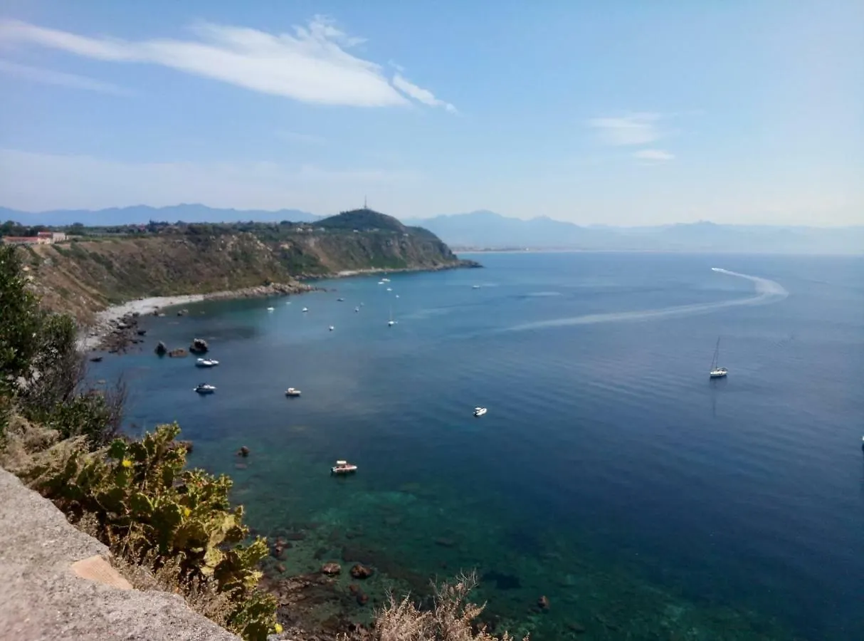 Residence Covo degli Dei Milazzo 0*,
